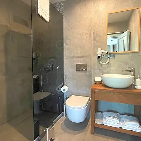 Oliva Butik 4*